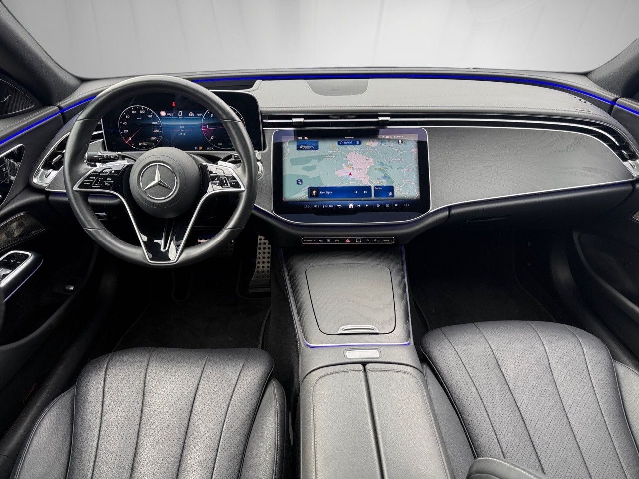 Mercedes-Benz E-Klasse – Bild 22