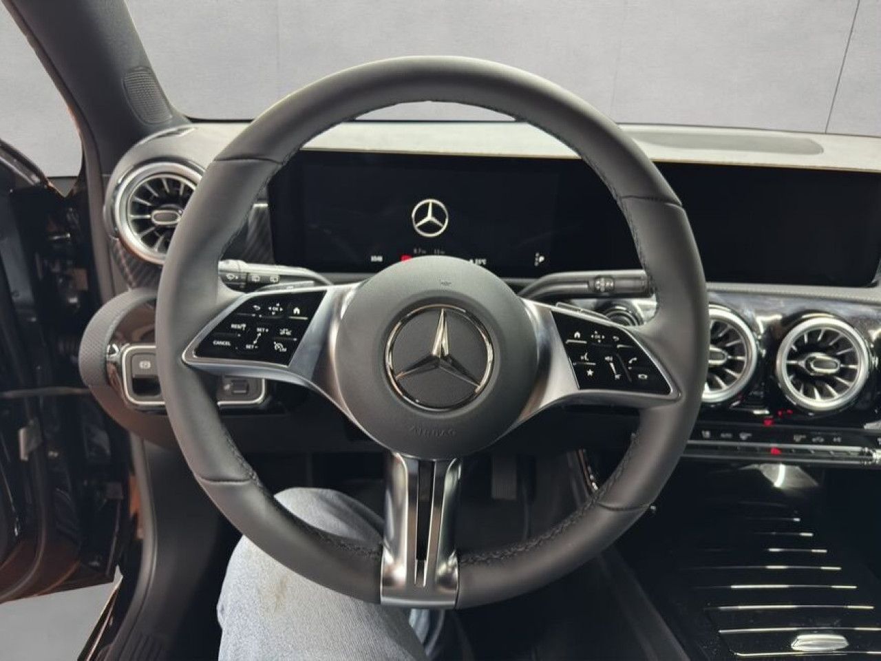 Fahrzeugbild 11 / 25