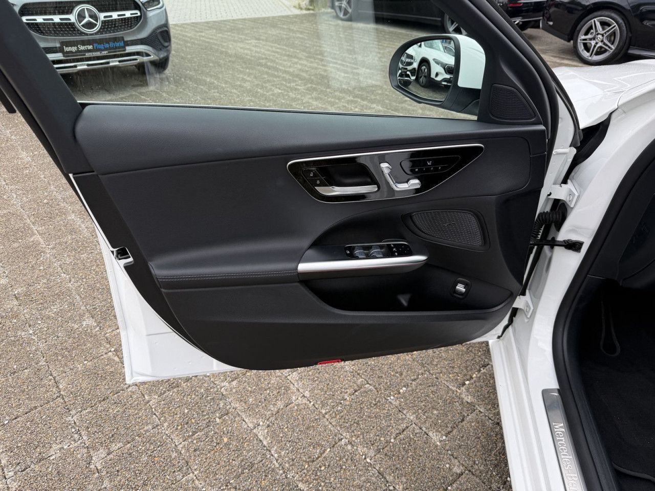 Mercedes-Benz C-Klasse – Bild 16