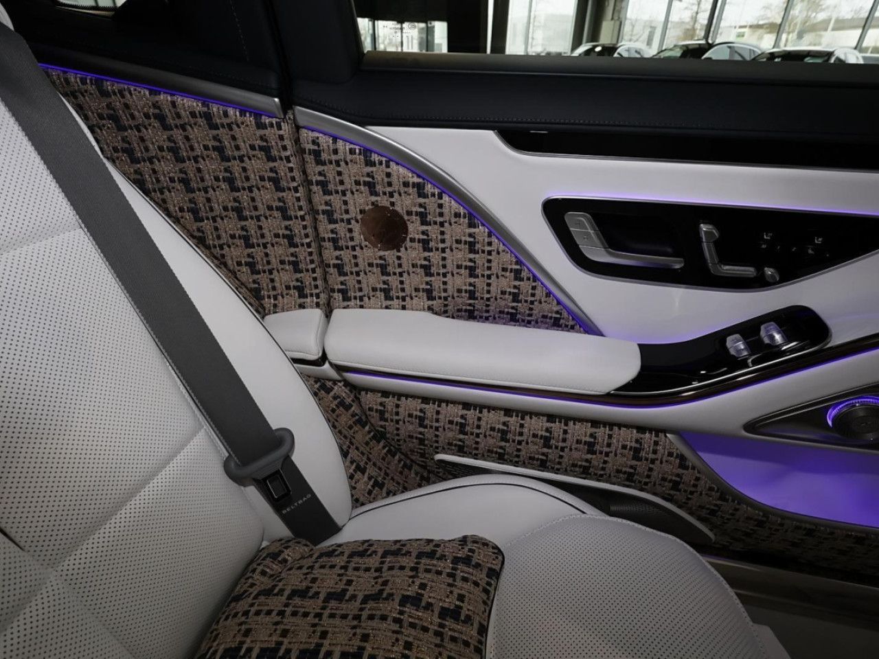 Mercedes-Benz S-Klasse – Bild 10