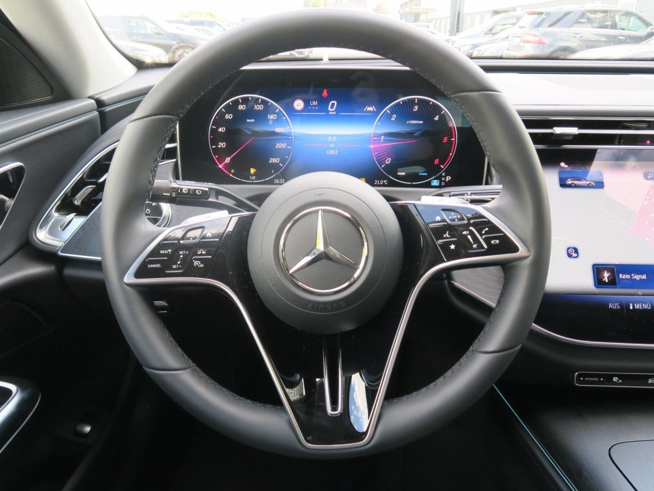 Mercedes-Benz E-Klasse – Bild 18