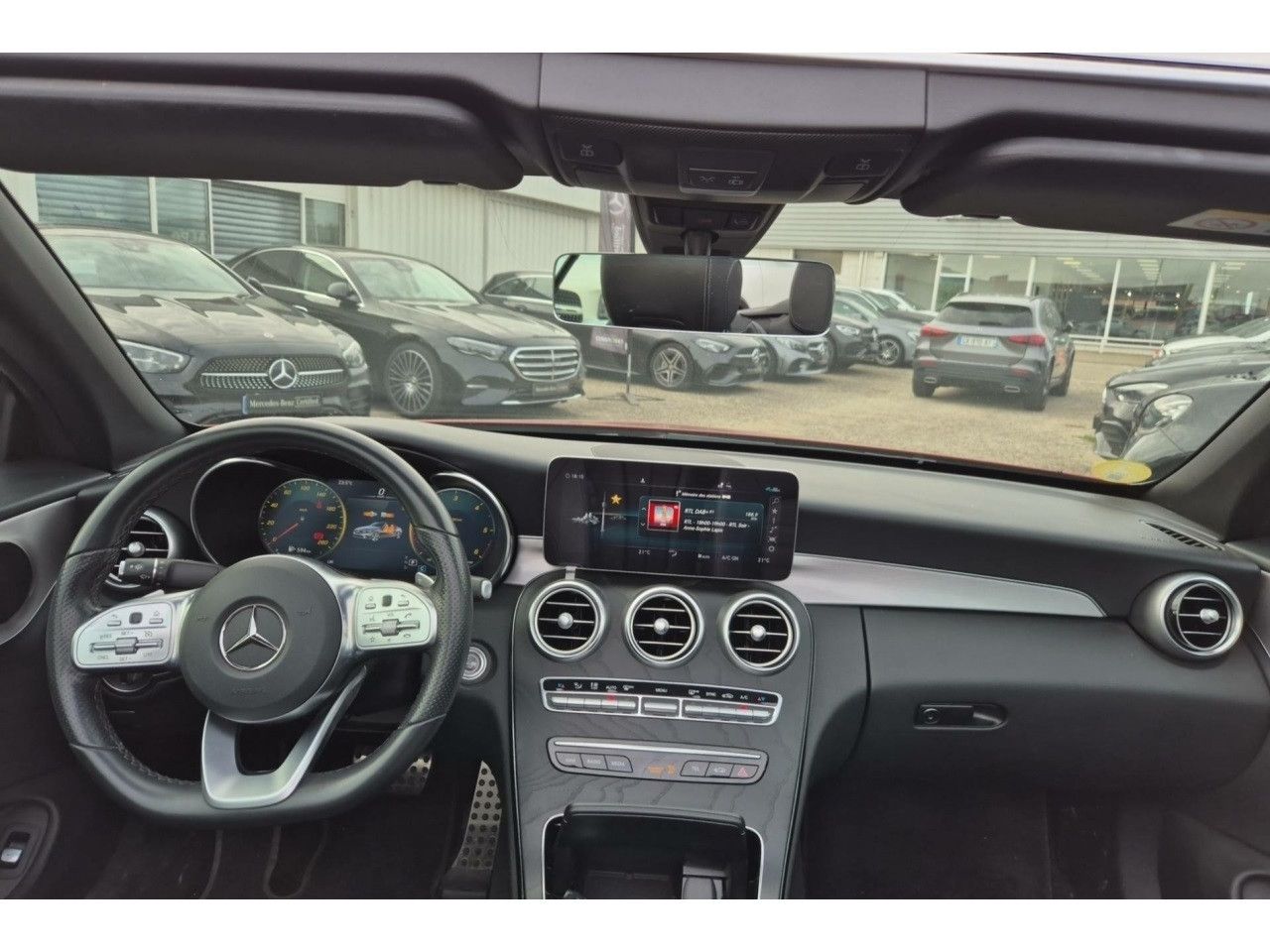 Photo du véhicule 17 / 18