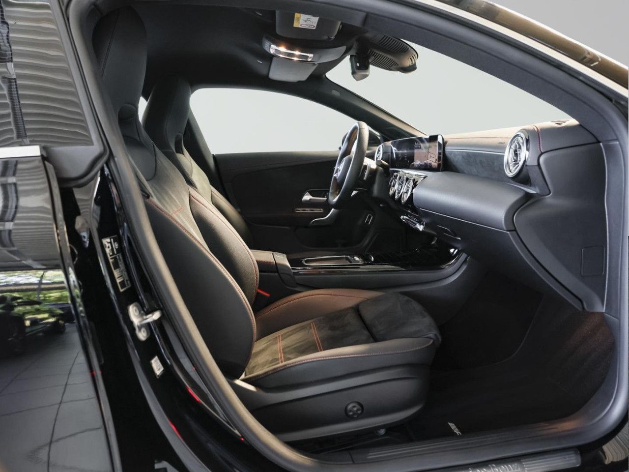 Mercedes-Benz CLA – Bild 2