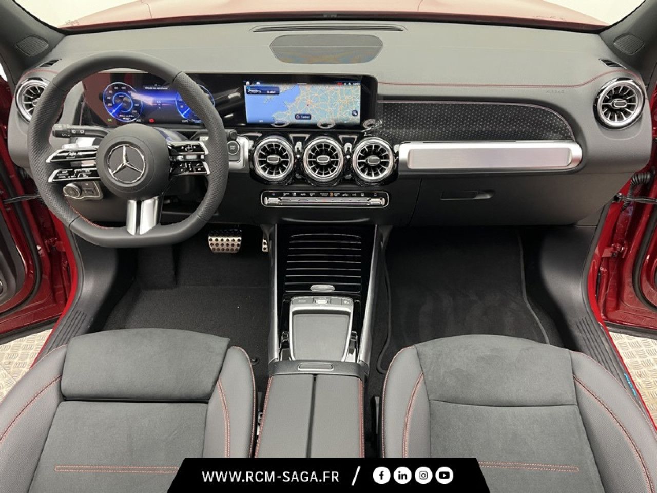 Photo du v&eacute;hicule 10 / 18