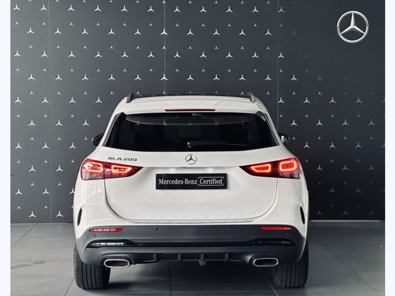 Photo du v&eacute;hicule 5 / 18