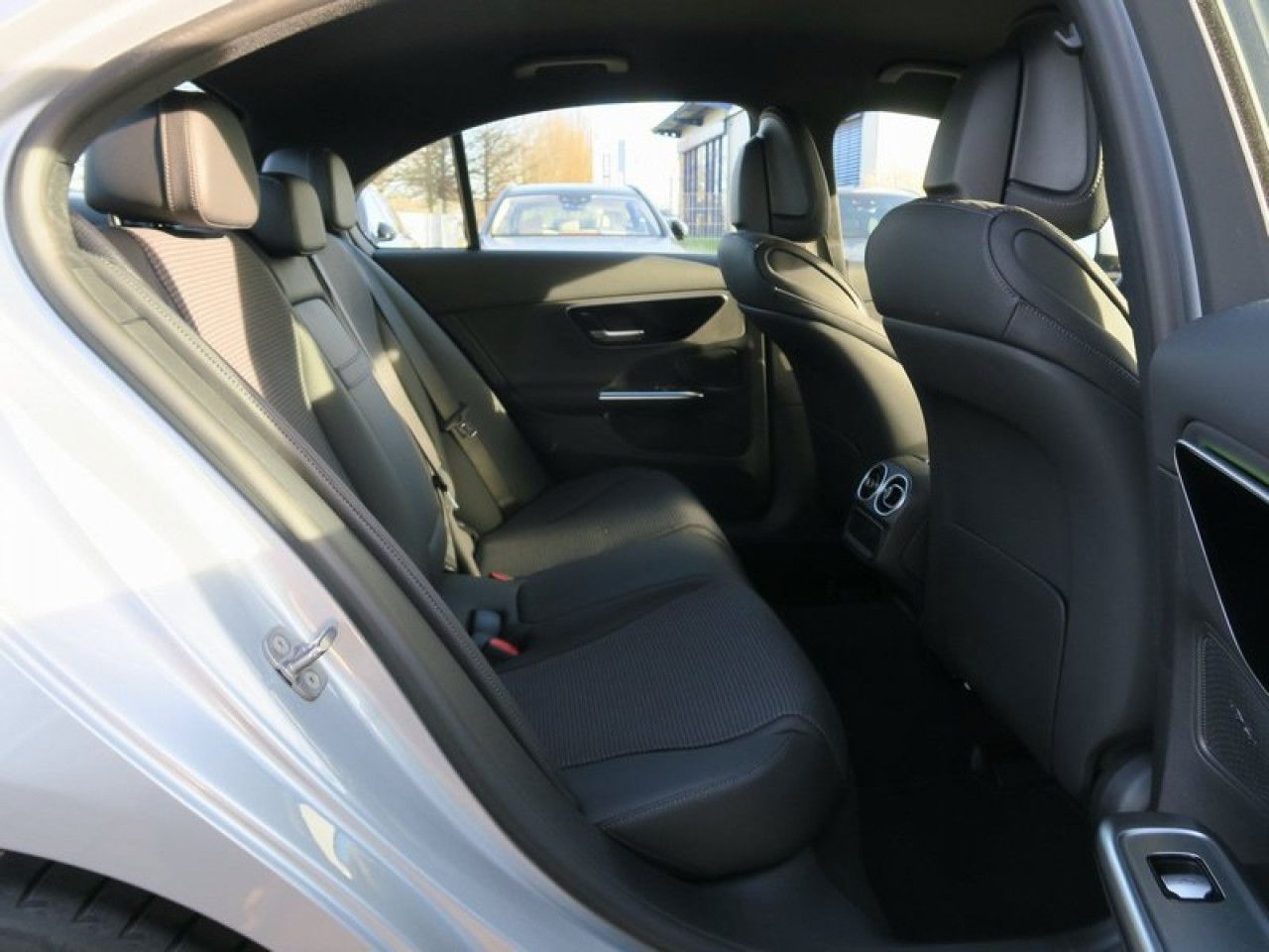 Mercedes-Benz C-Klasse – Bild 15