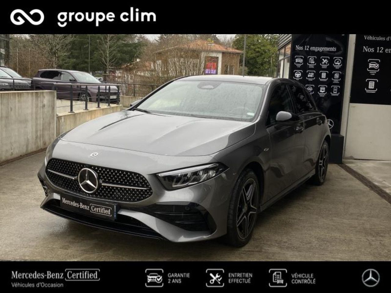 Photo du v&eacute;hicule 1 / 18