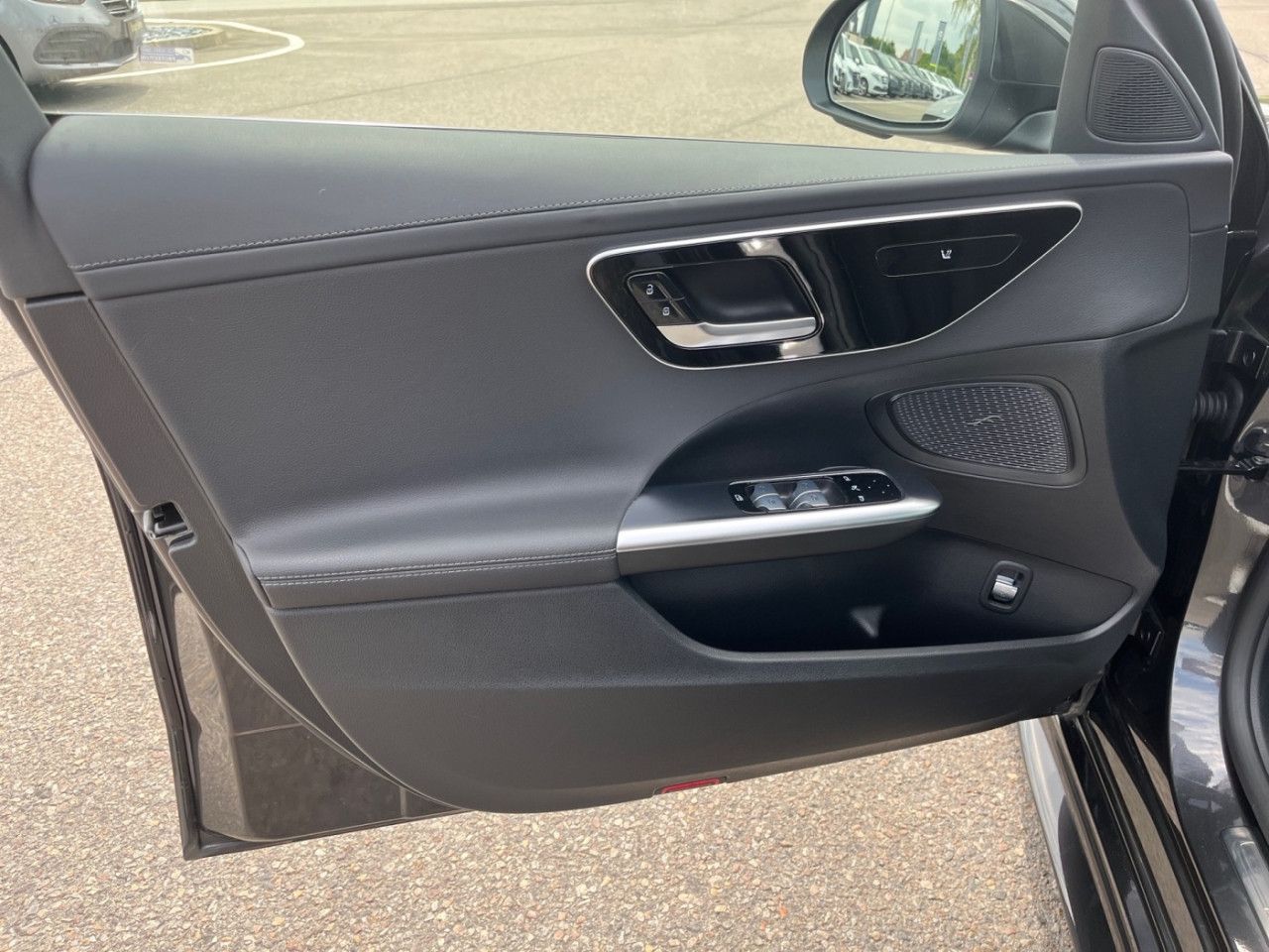 Mercedes-Benz C-Klasse – Bild 17