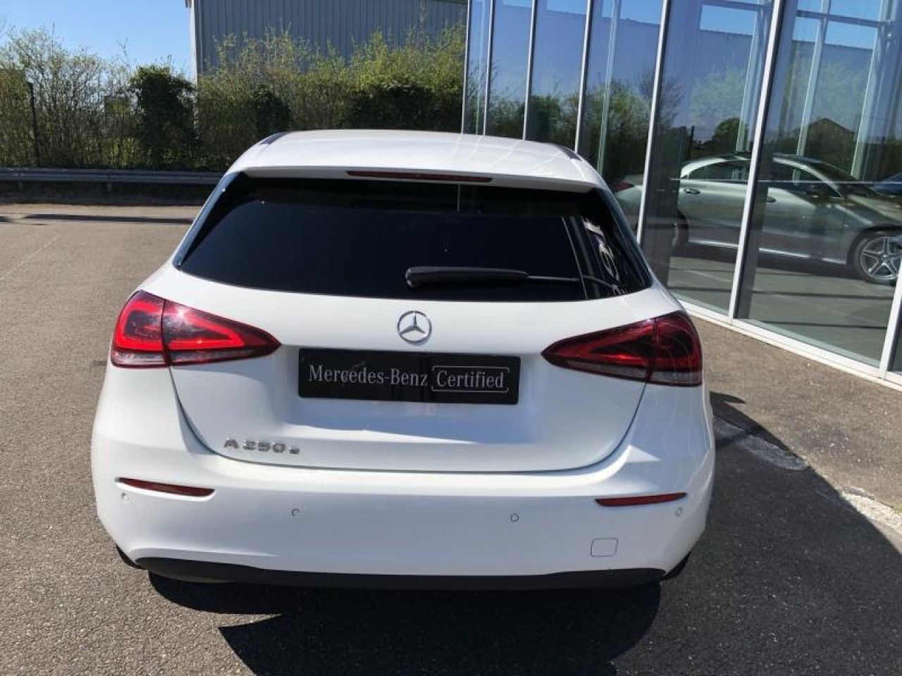 Photo du v&eacute;hicule 8 / 18