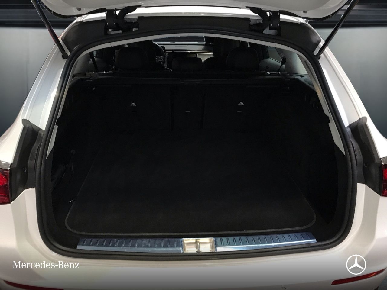 Mercedes-Benz E-Klasse – Bild 5