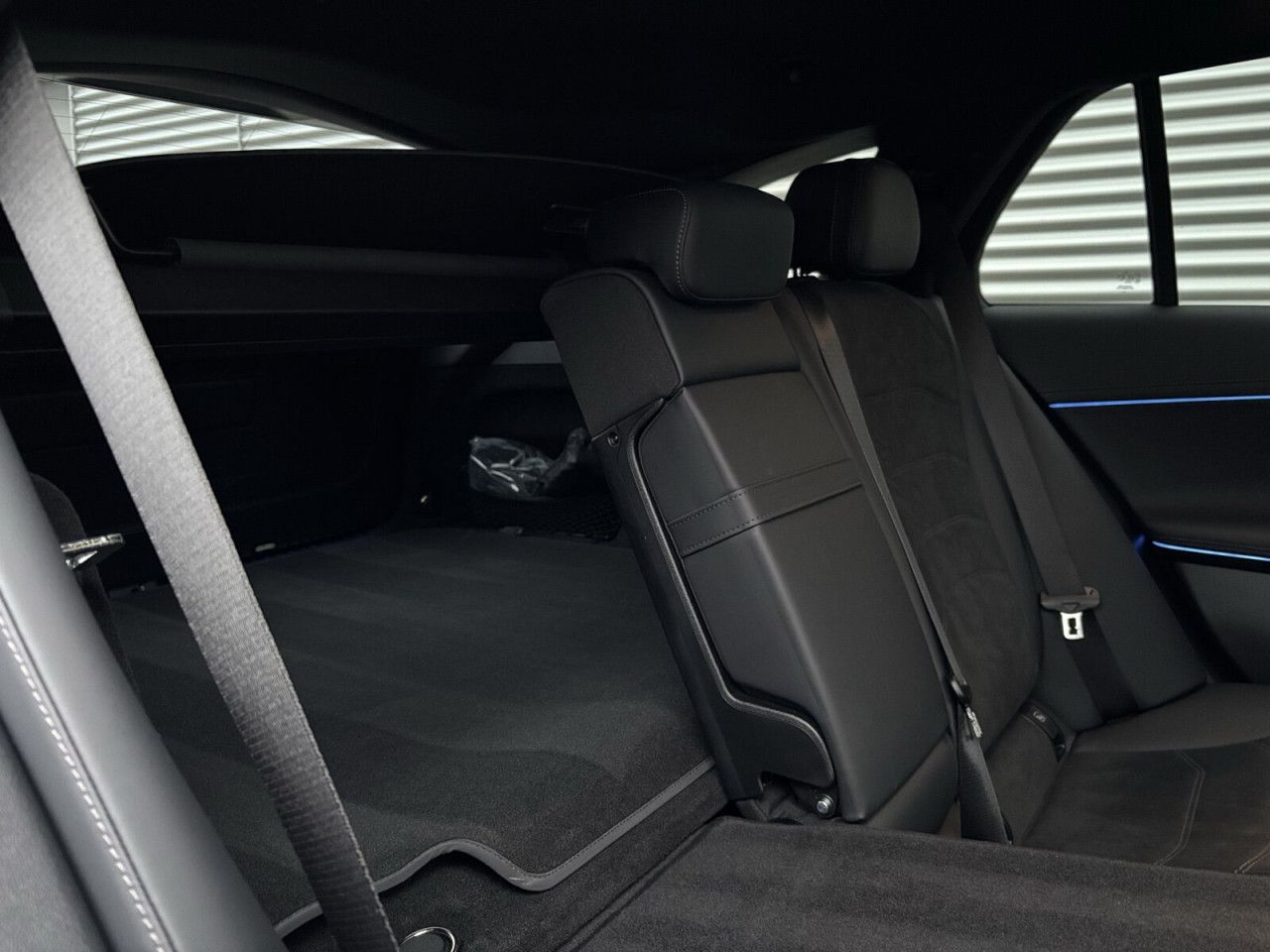 Mercedes-Benz E-Klasse – Bild 18