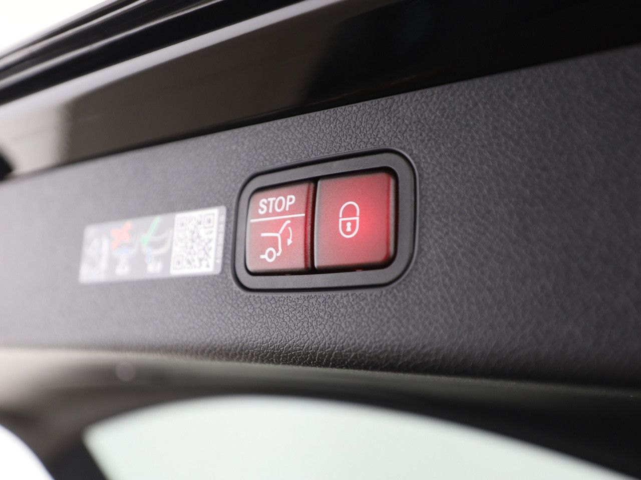 Mercedes-Benz E-Klasse – Bild 22