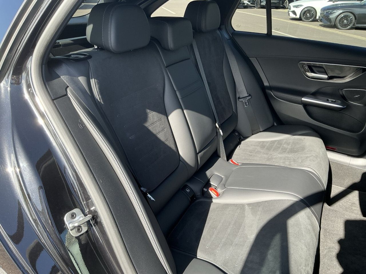 Mercedes-Benz C-Klasse – Bild 17