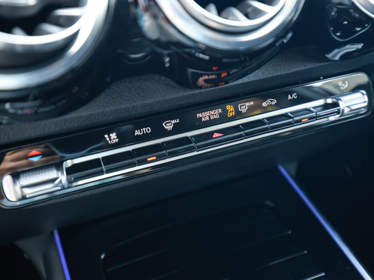 Mercedes-Benz GLB – Bild 13