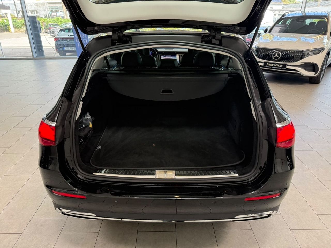 Mercedes-Benz E-Klasse – Bild 3