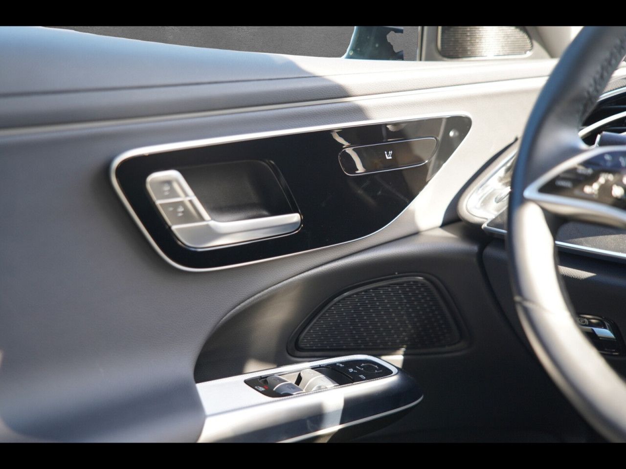 Mercedes-Benz E-Klasse – Bild 15