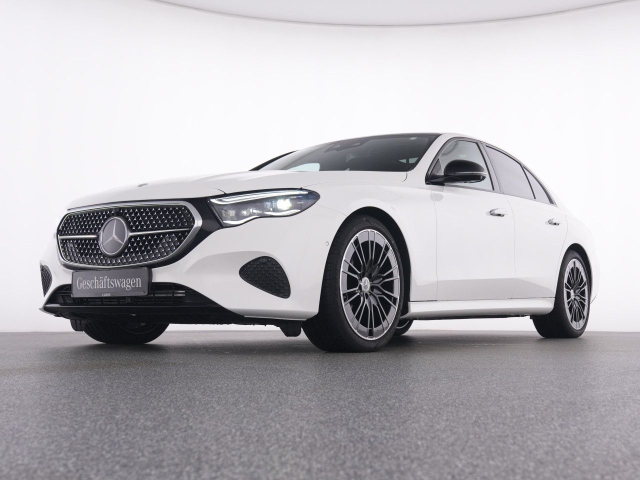 Mercedes-Benz E-Klasse – Bild 6