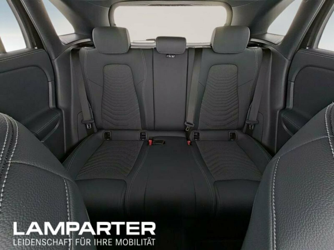 Mercedes-Benz GLA – Bild 8