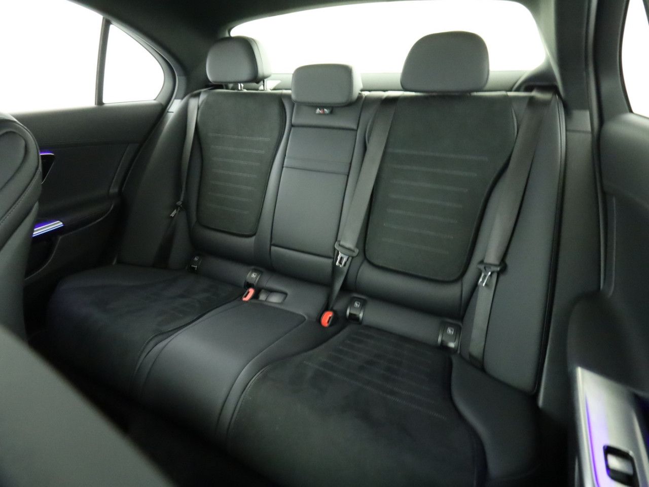Mercedes-Benz C-Klasse – Bild 18