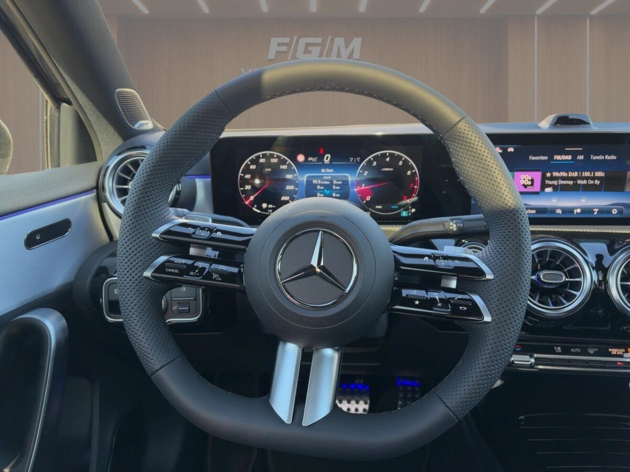 Mercedes-Benz A-Klasse – Bild 9
