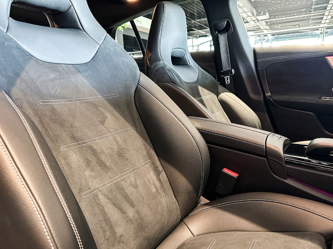 Fahrzeugbild 14 / 15