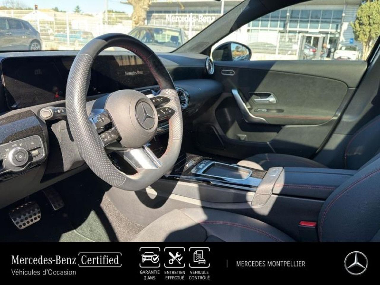 Photo du v&eacute;hicule 10 / 18