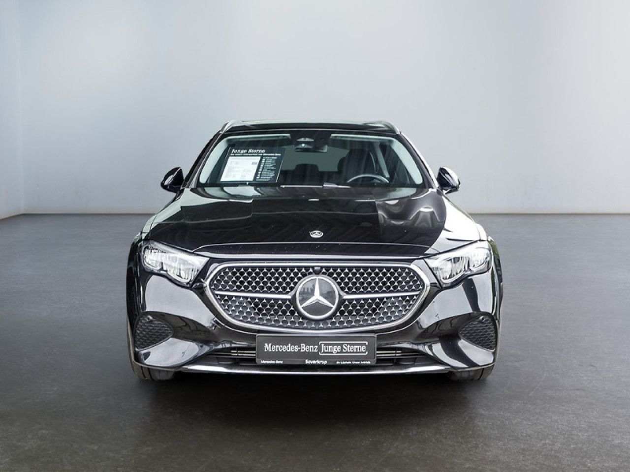 Mercedes-Benz E-Klasse – Bild 2