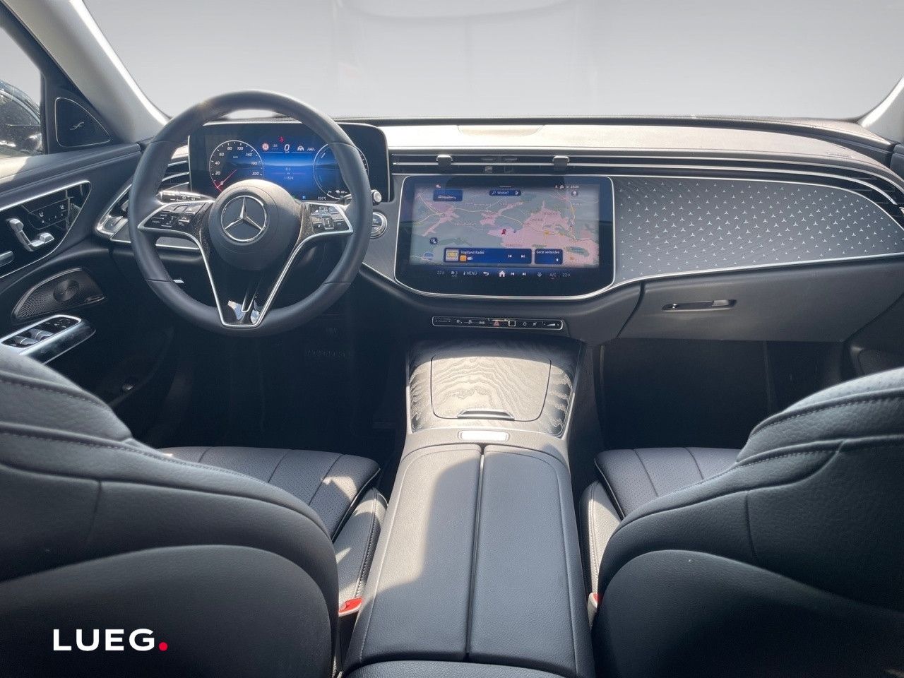 Mercedes-Benz E-Klasse – Bild 9