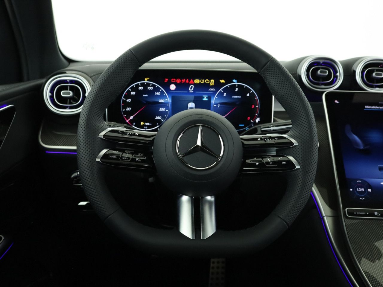 Mercedes-Benz GLC – Bild 11