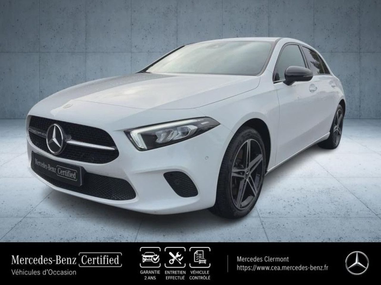 Photo du v&eacute;hicule 1 / 18