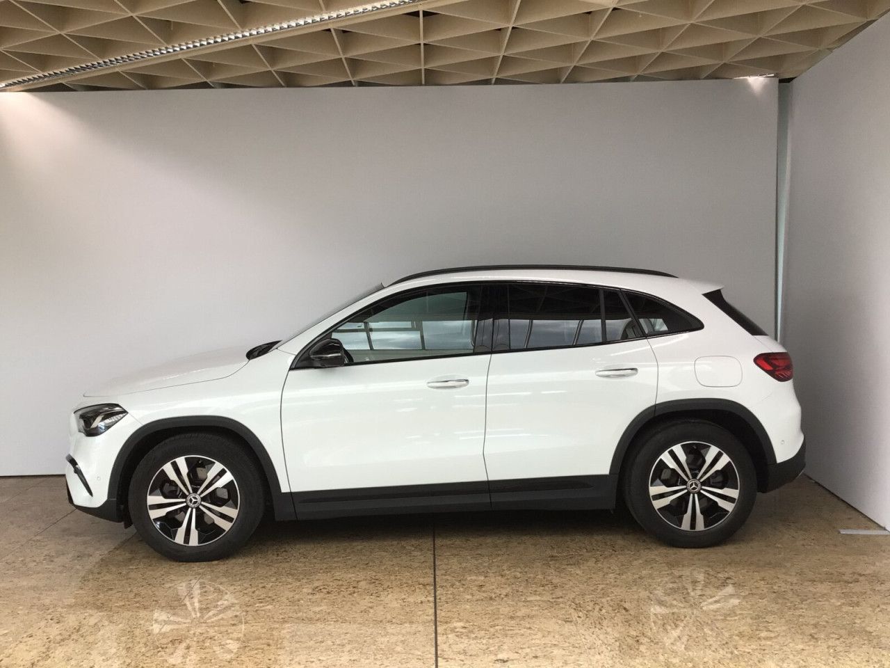 Mercedes-Benz GLA – Bild 2