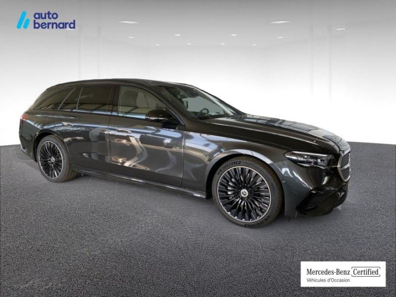 Photo du v&eacute;hicule 3 / 18