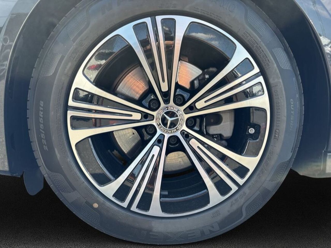 Mercedes-Benz E-Klasse – Bild 7
