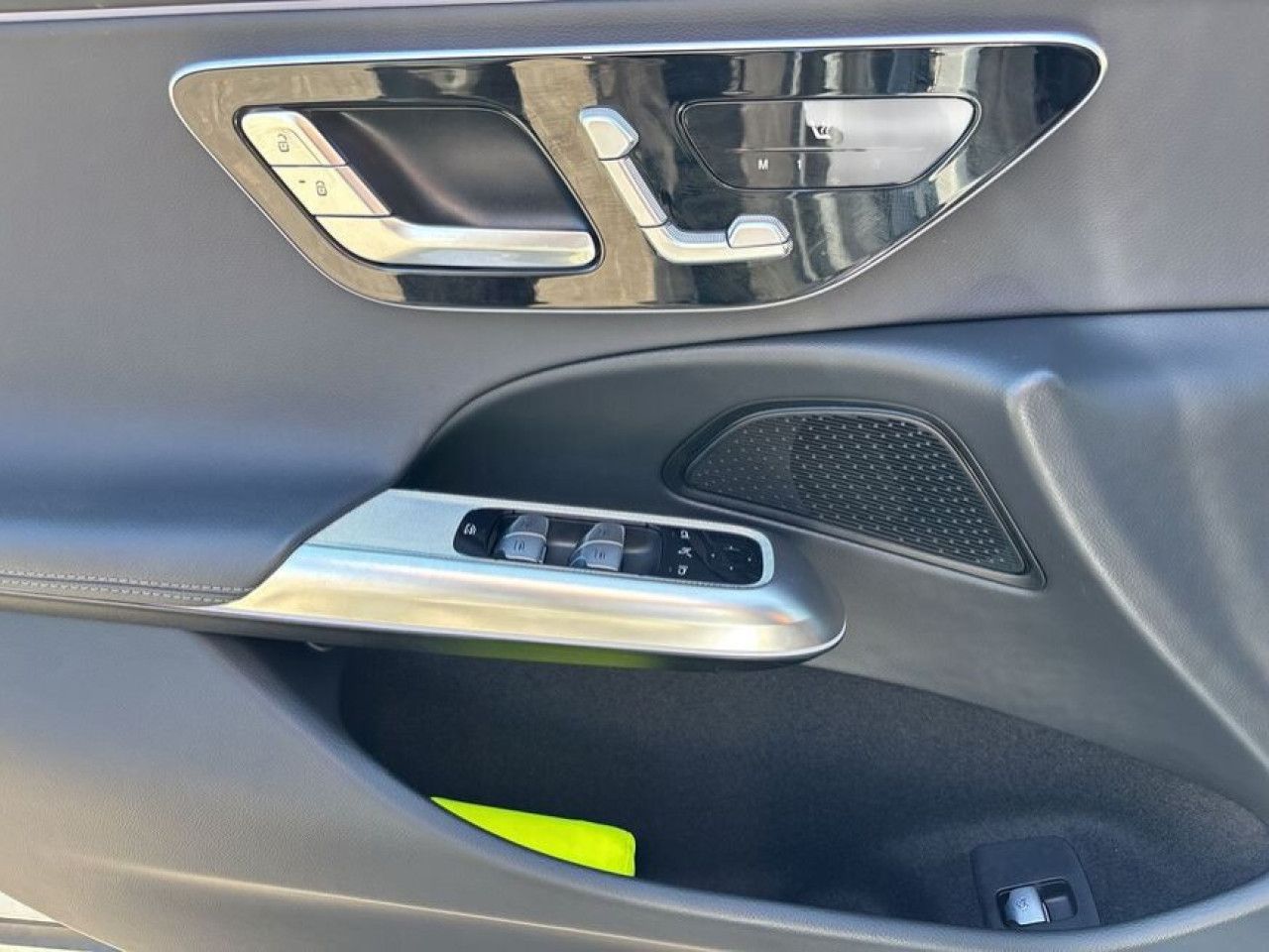 Mercedes-Benz E-Klasse – Bild 20