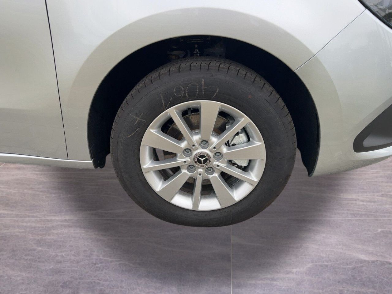 Mercedes-Benz EQT – Bild 11