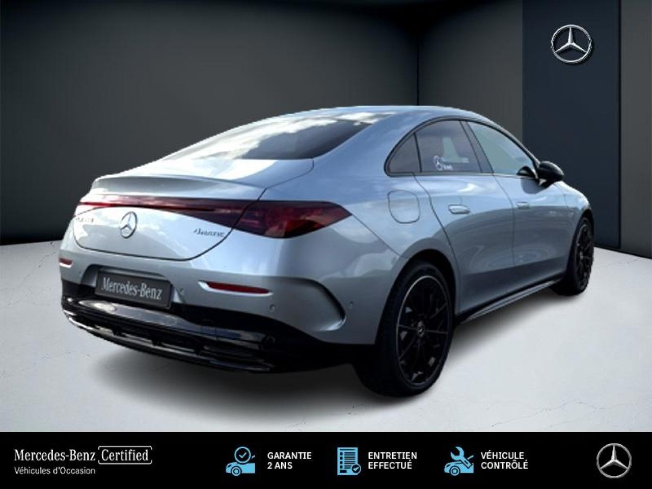 Photo du v&eacute;hicule 4 / 8