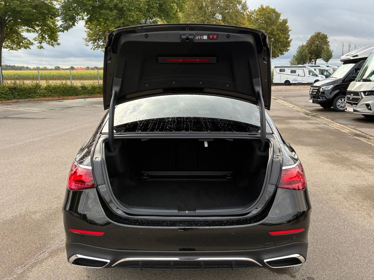 Mercedes-Benz E-Klasse – Bild 15