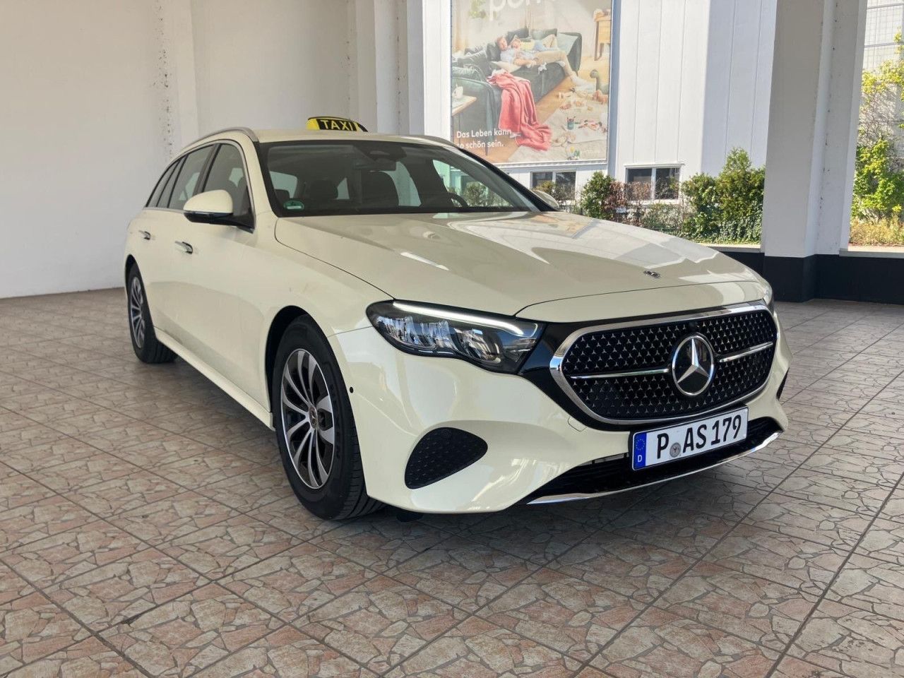 Mercedes-Benz E-Klasse – Bild 3