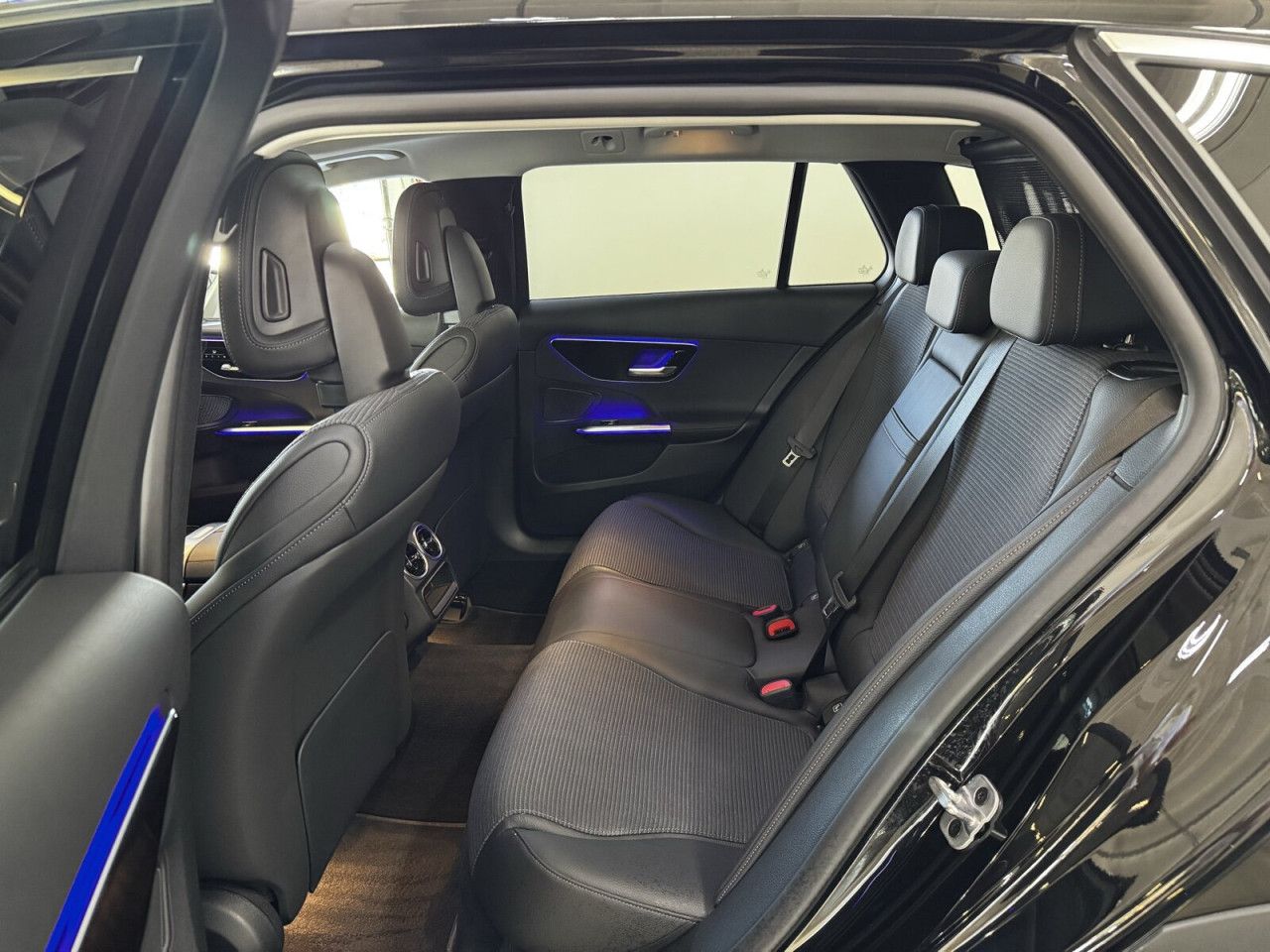 Mercedes-Benz C-Klasse – Bild 18