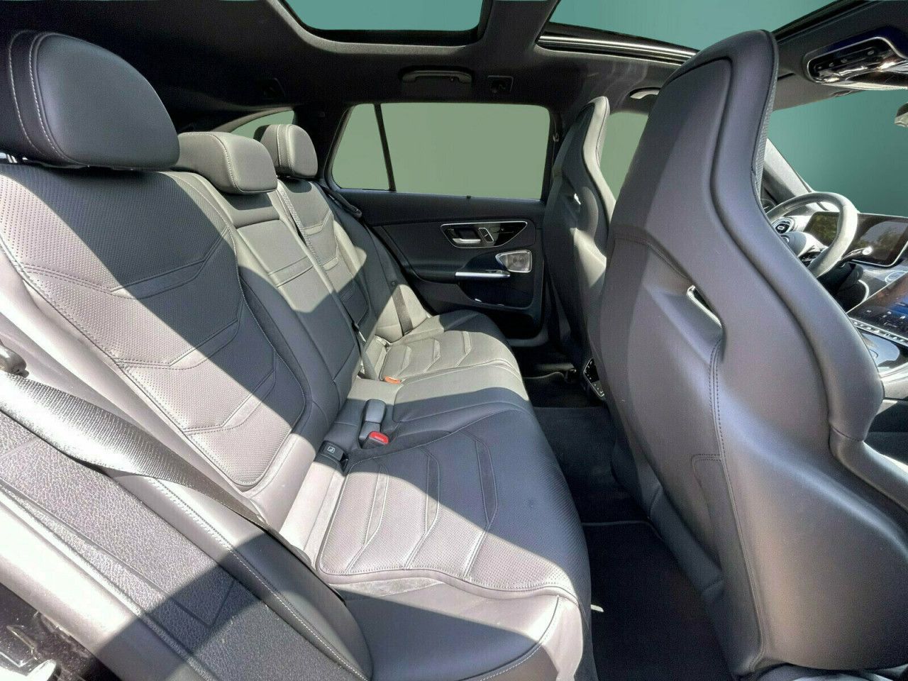Mercedes-Benz C-Klasse – Bild 14