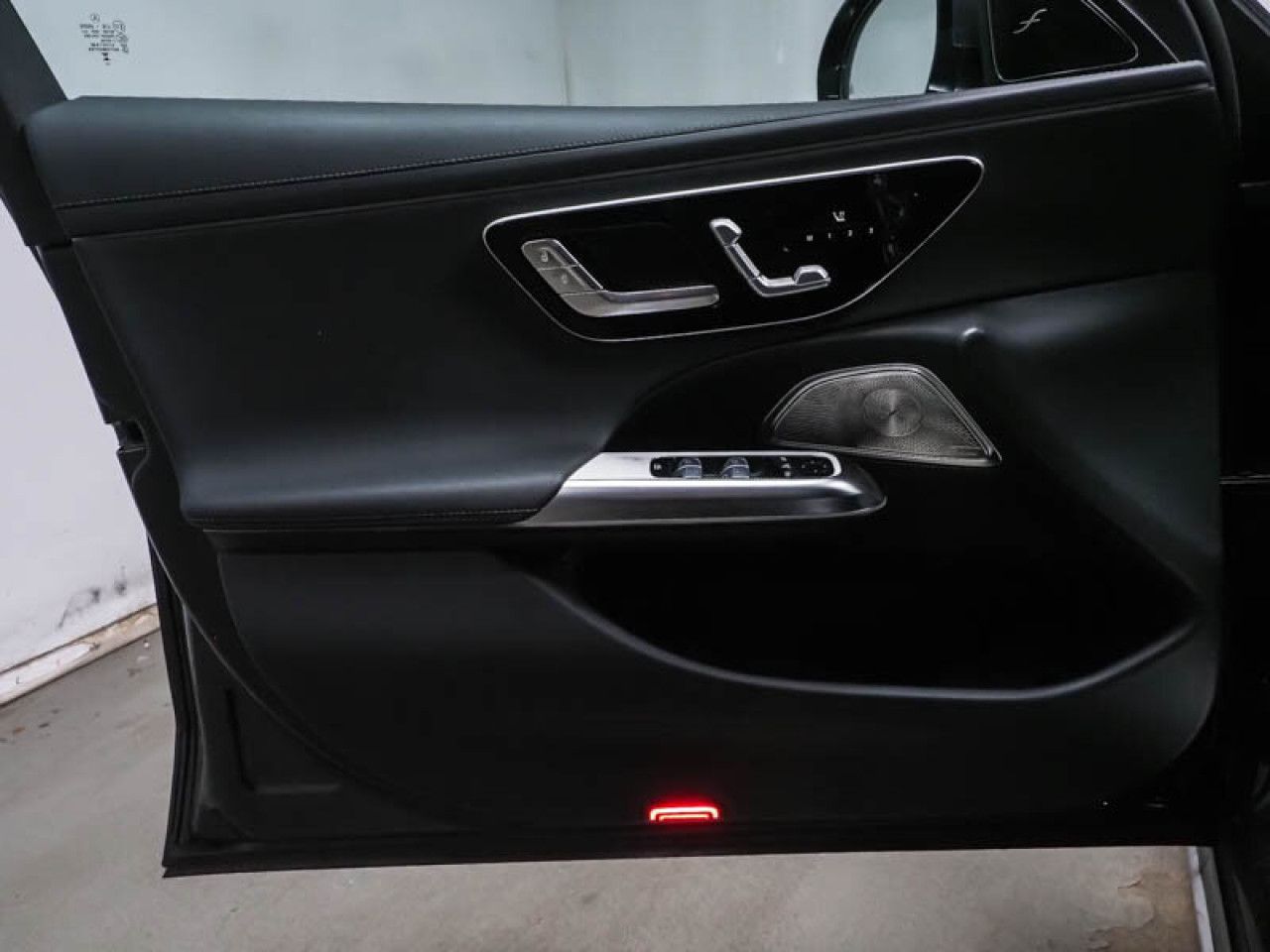 Mercedes-Benz E-Klasse – Bild 9