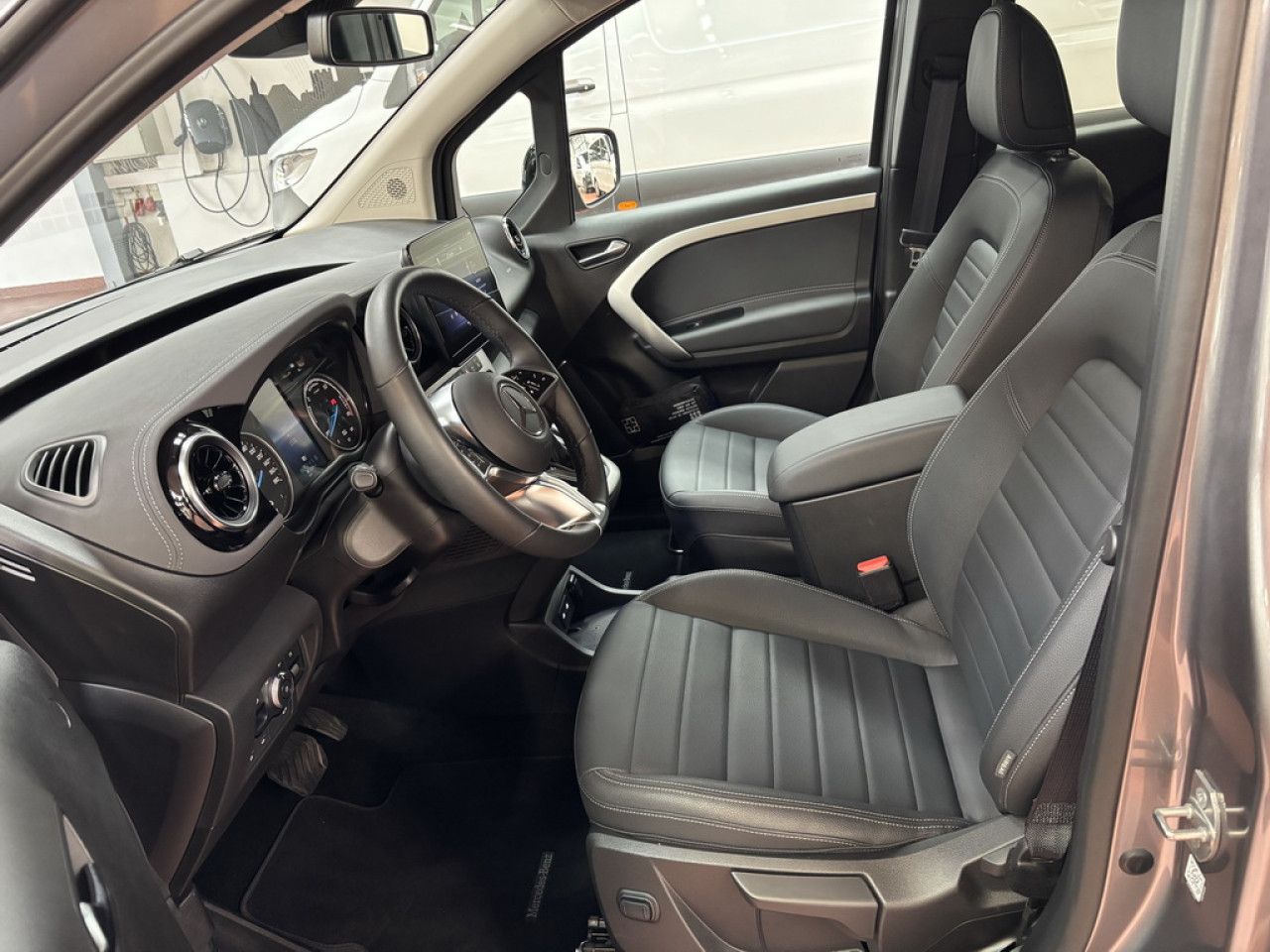 Mercedes-Benz EQT – Bild 16