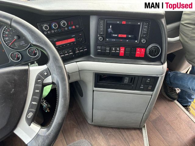 MAN LION'S COACH / R10 14