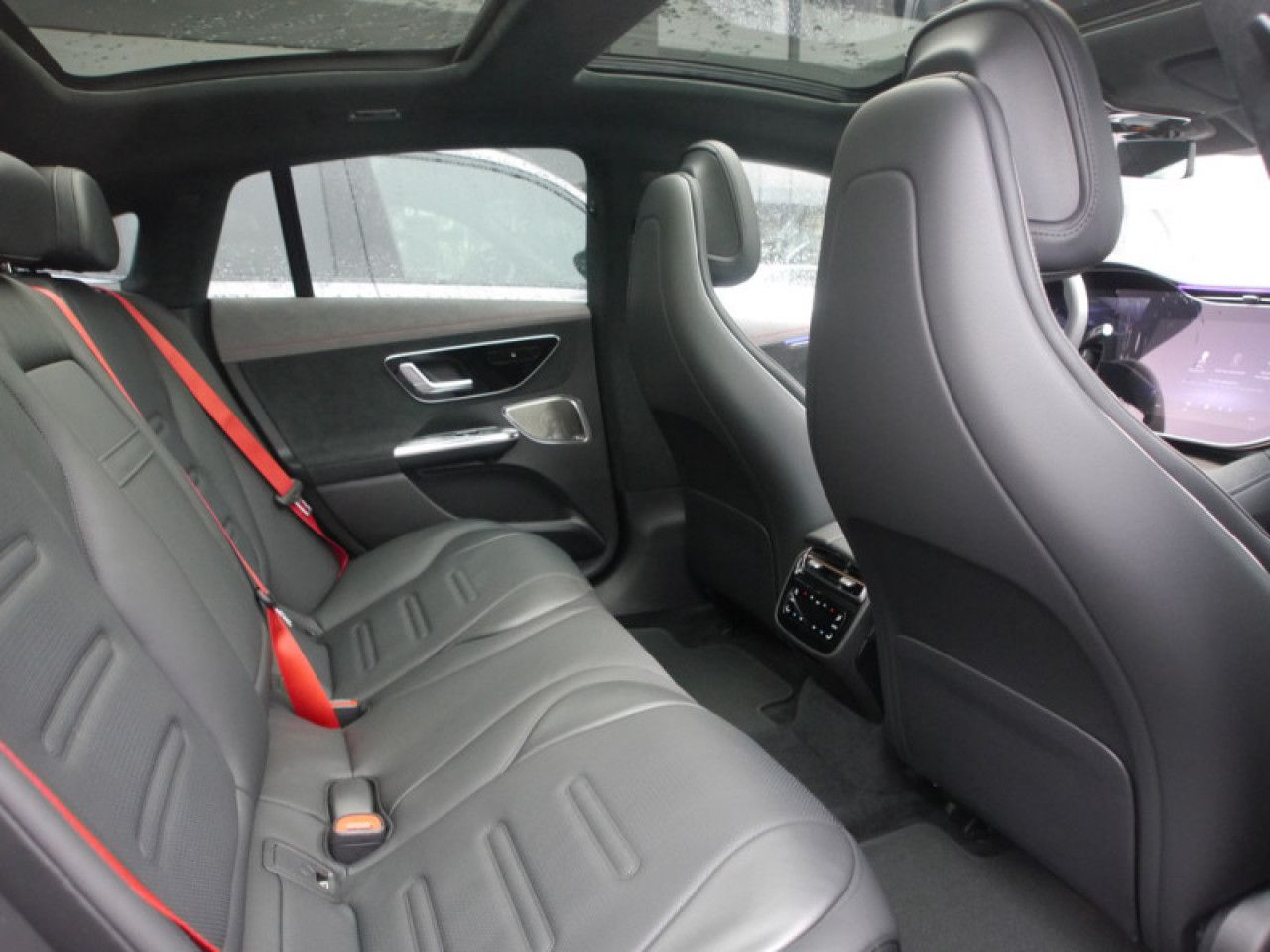 Mercedes-Benz EQE – Bild 8