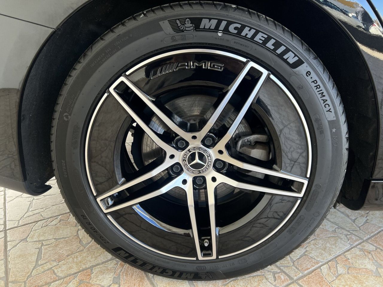 Mercedes-Benz E-Klasse – Bild 22