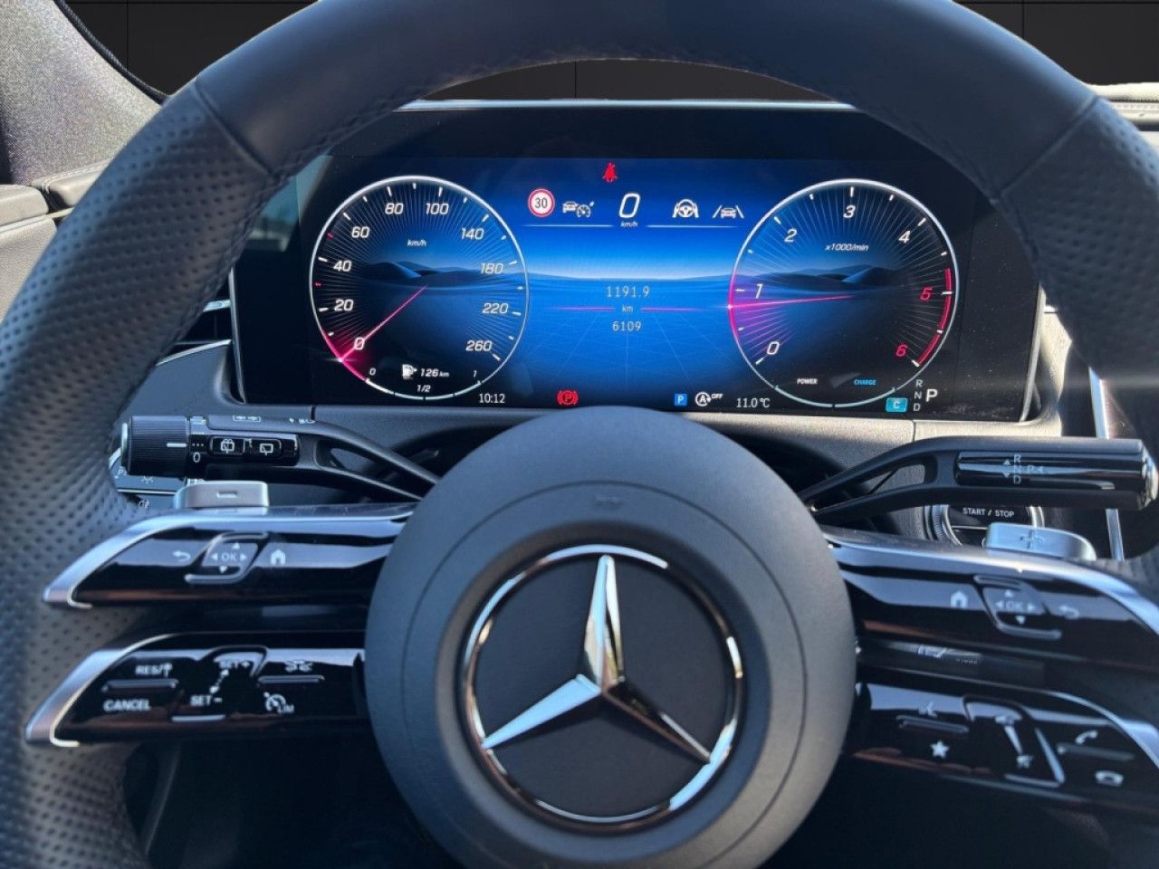 Mercedes-Benz E-Klasse – Bild 7