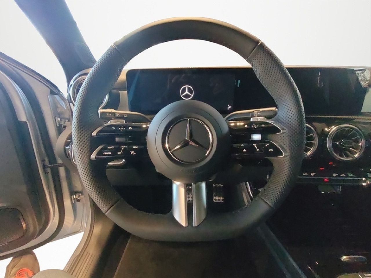 Fahrzeugbild 14 / 26