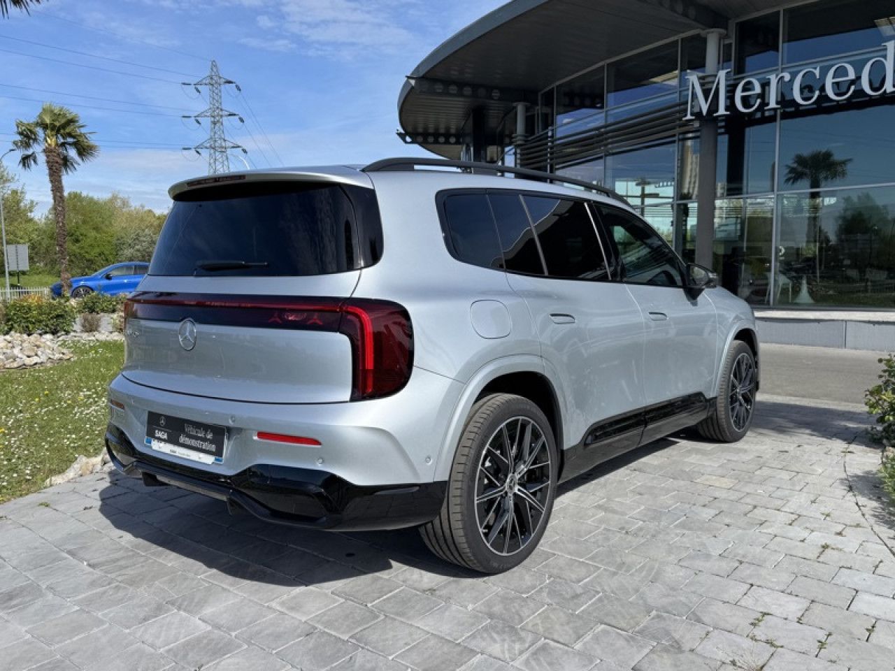 Photo du v&eacute;hicule 4 / 18