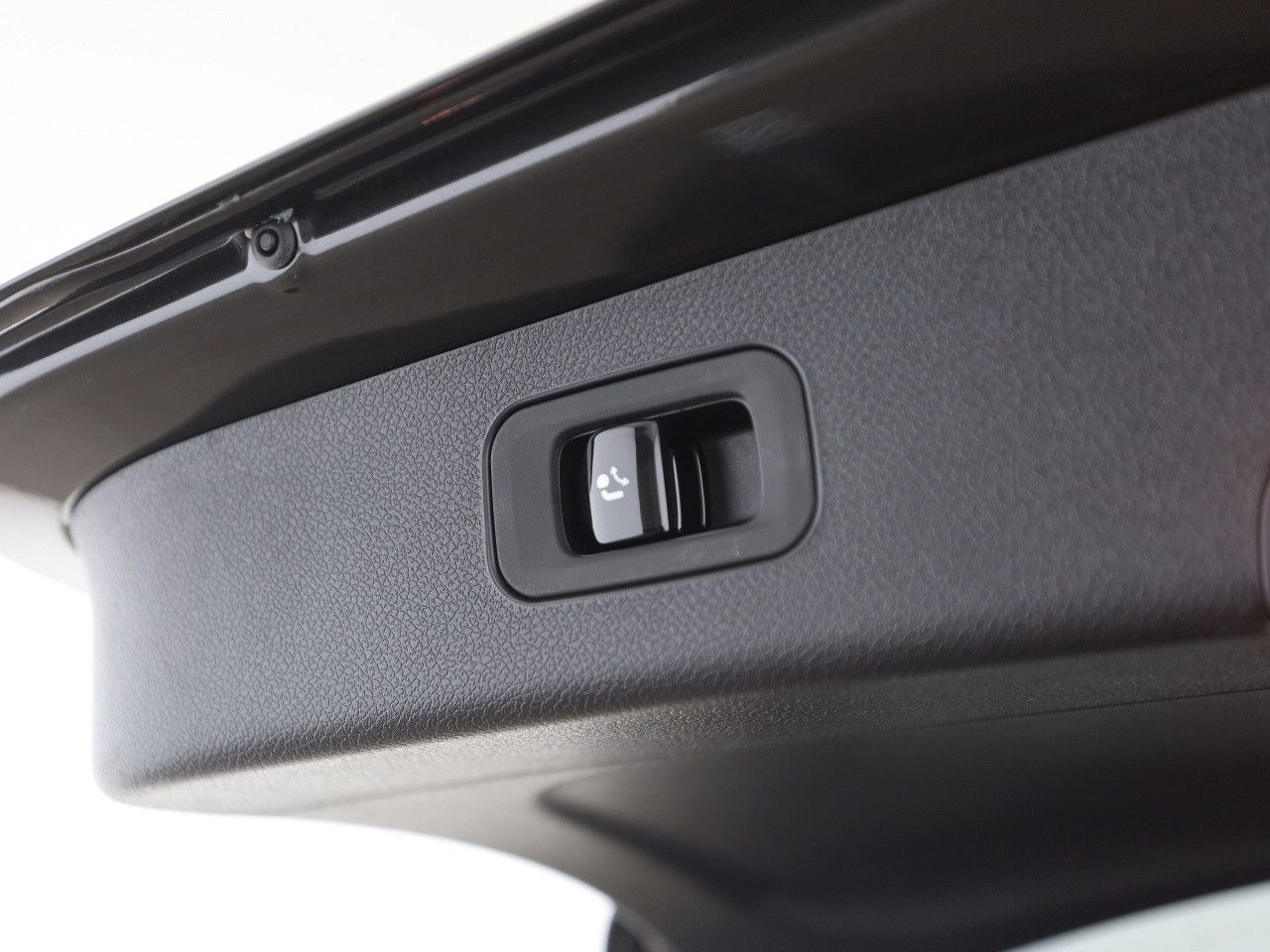 Mercedes-Benz E-Klasse – Bild 22
