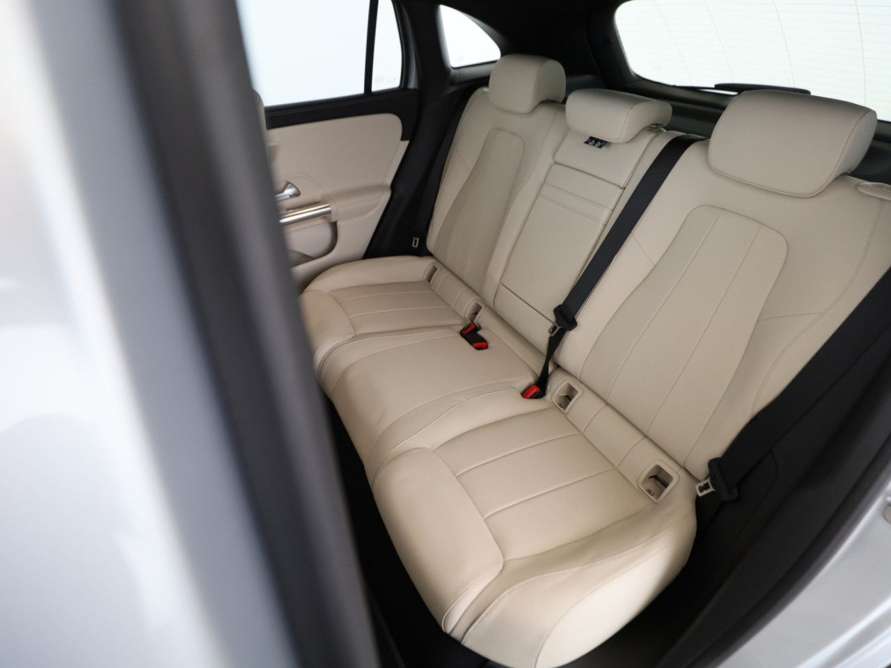 Mercedes-Benz EQA – Bild 12